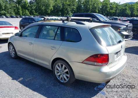 2012 Volkswagen Jetta Sportwagen 2.0L Tdi z USA, uszkodzony, nr VIN 3VWPL7AJ1CM602863